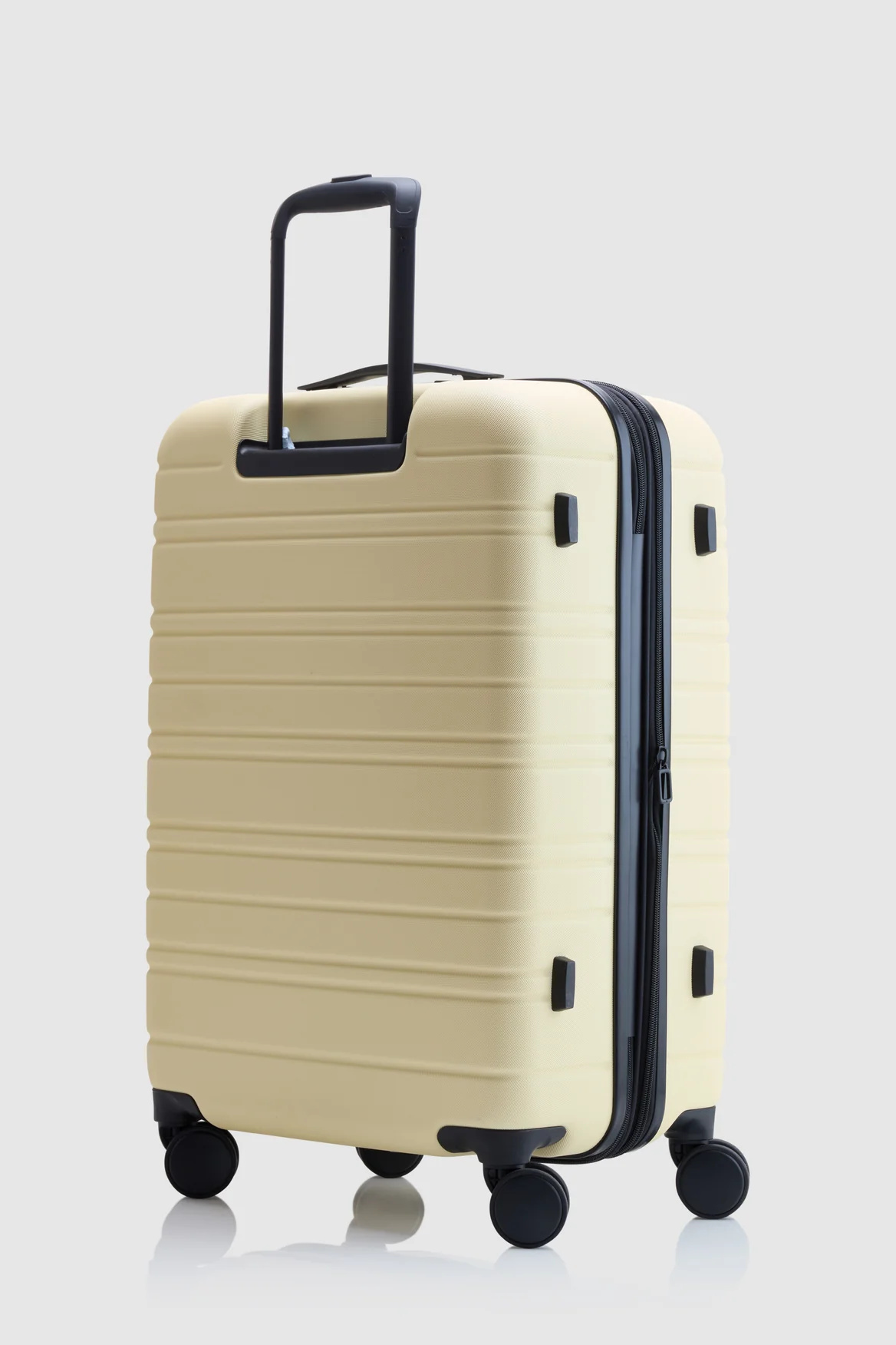 Stori Check-In 65cm Suitcase - Image 5